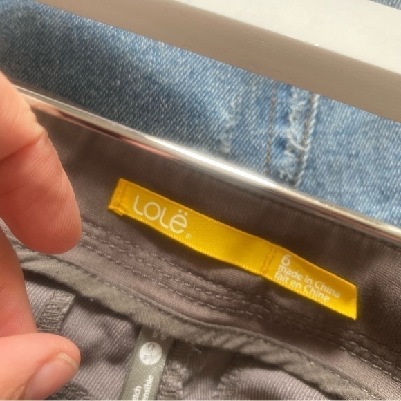 LOLE Athletic Brown Taupe Cargo Casual Walking Shorts Sz 6 - Picture 5 of 5